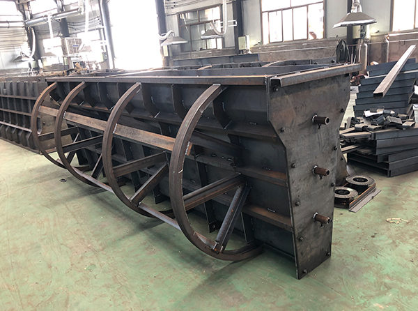 道路隔離帶模具