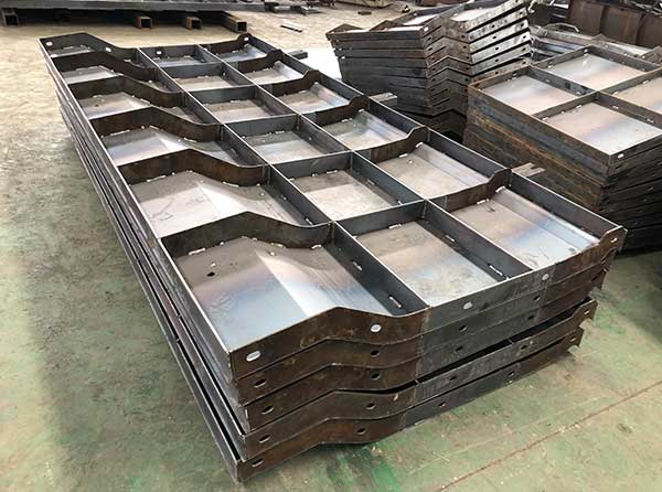 預制護欄鋼模具