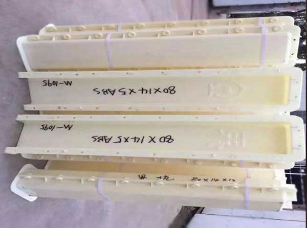 水泥標(biāo)志柱模具